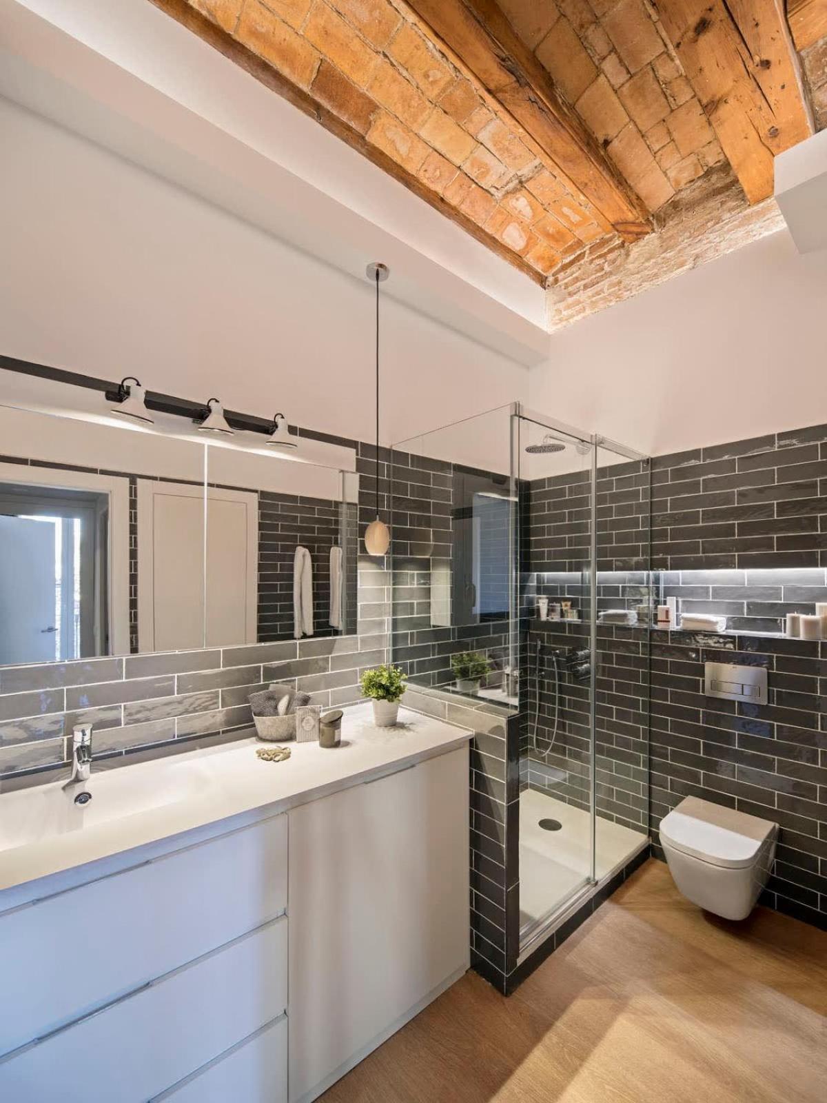 Pau Claris - Design Next To Paseo De Gracia Barcelona